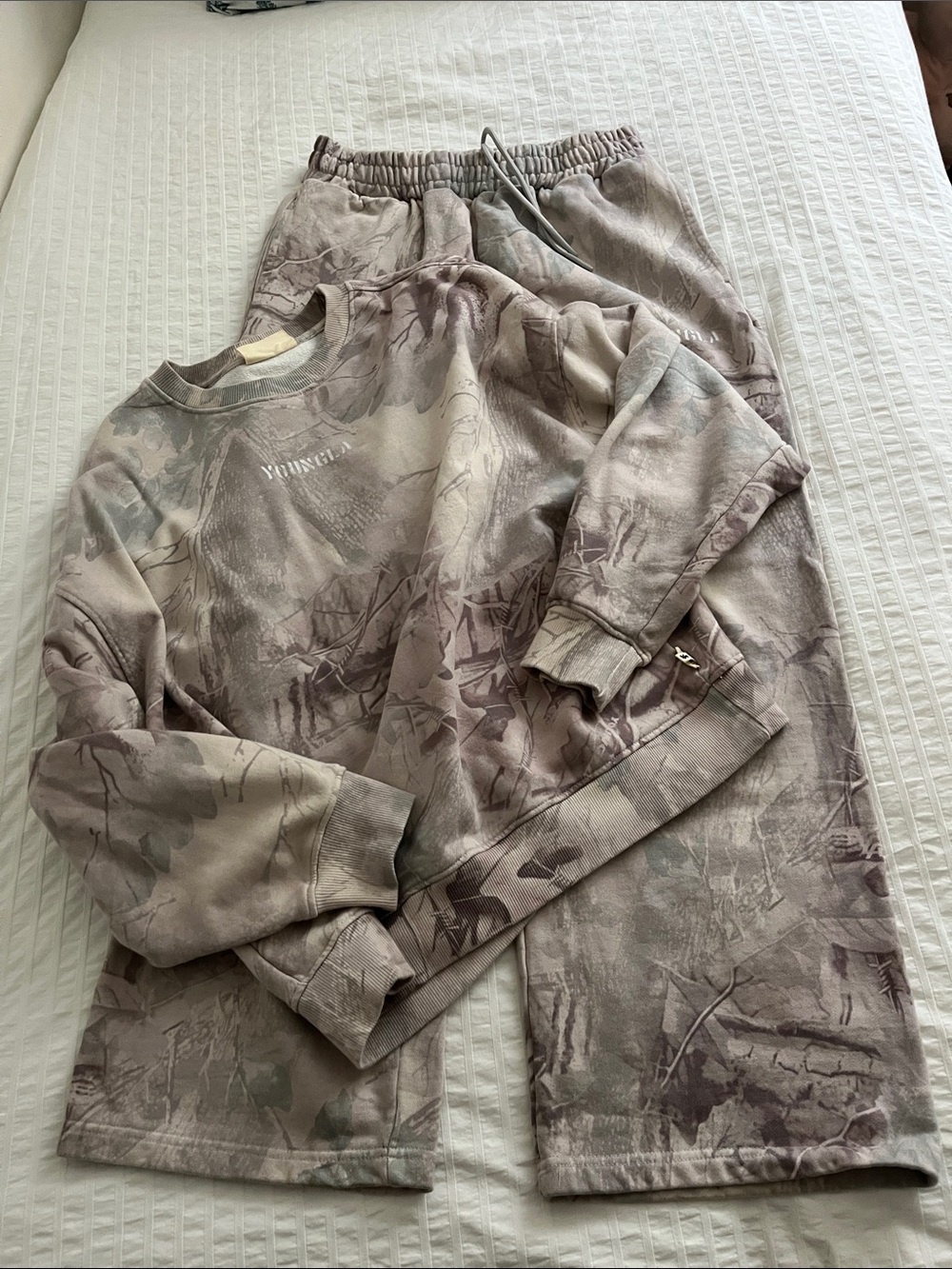YOUNGLA matching sweat set